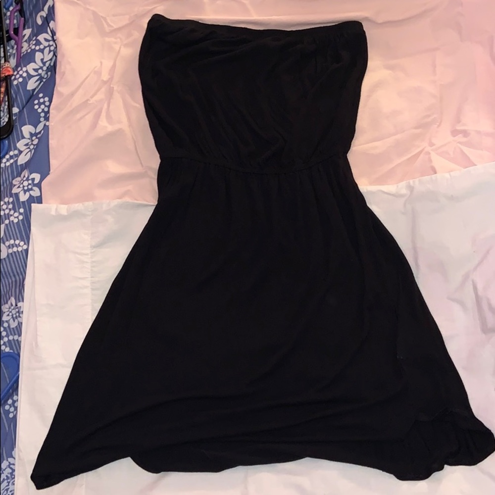 black strapless cotton dress